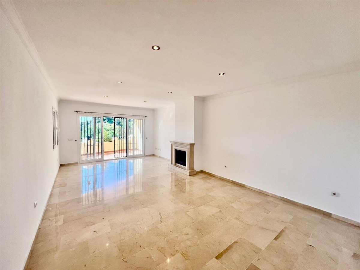 Appartement te koop in Elviria | 2 slaapkamers H5157505