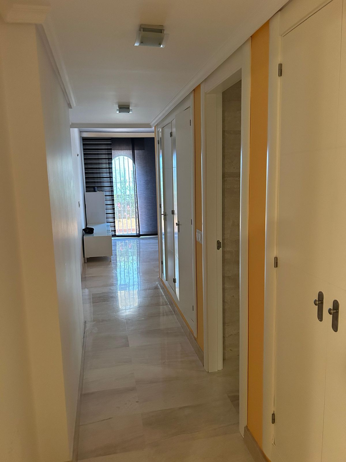 Appartement te koop in Elviria | 2 slaapkamers H5160241