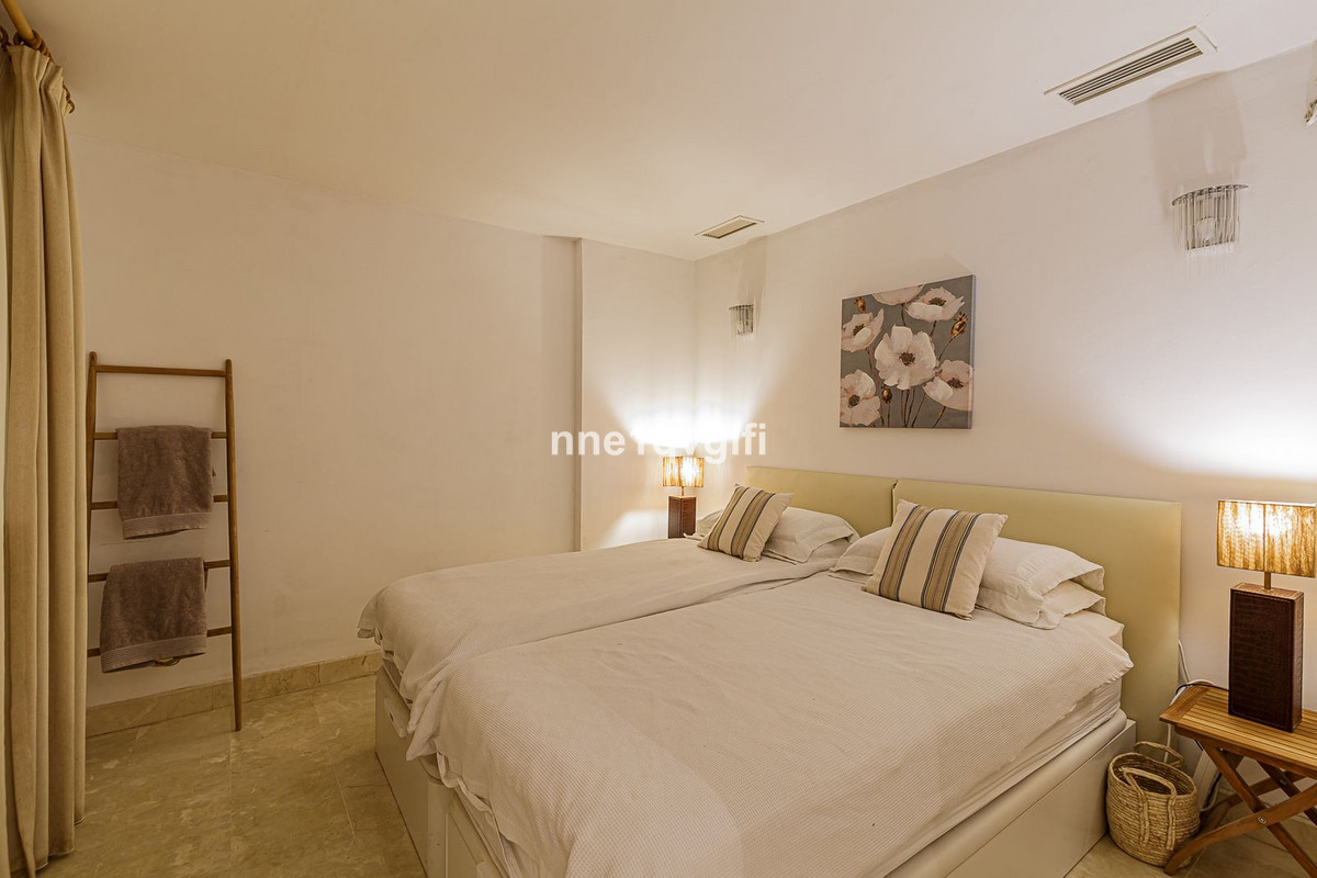 Appartement te koop in Elviria | 2 slaapkamers H5160946