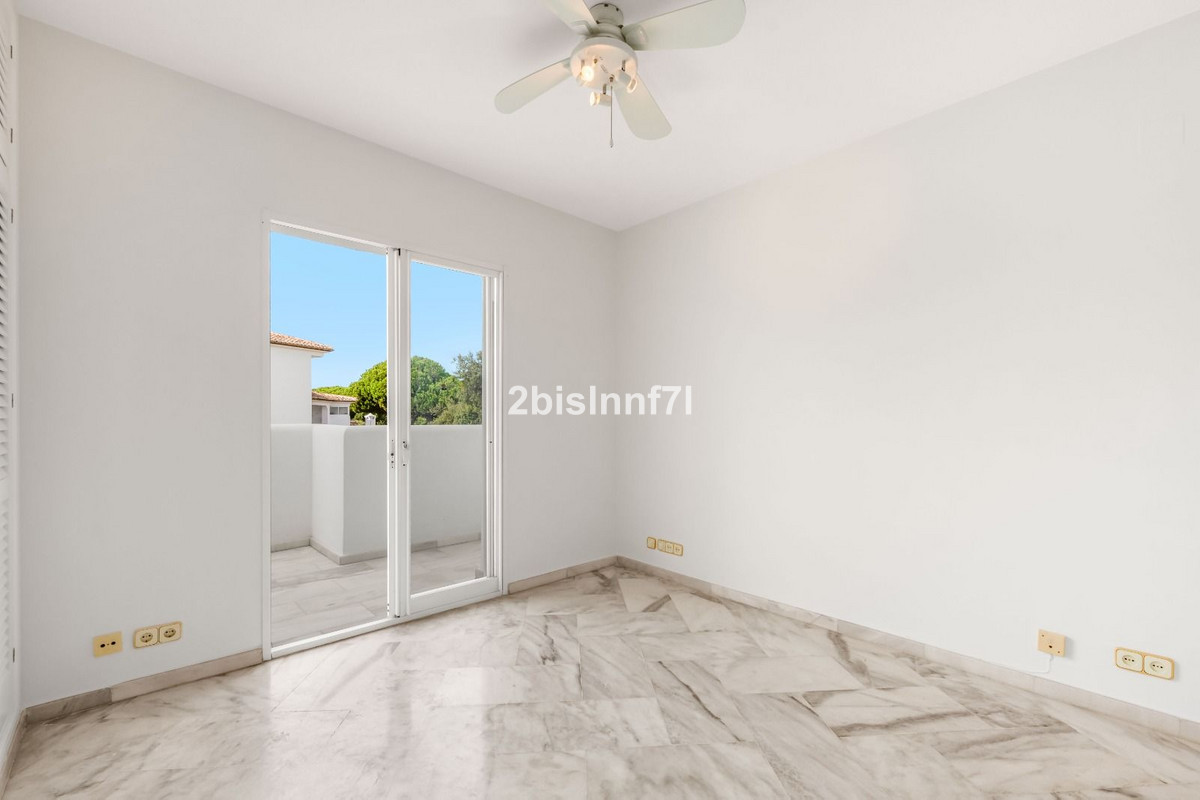 Appartement te koop in Elviria | 2 slaapkamers H5216662