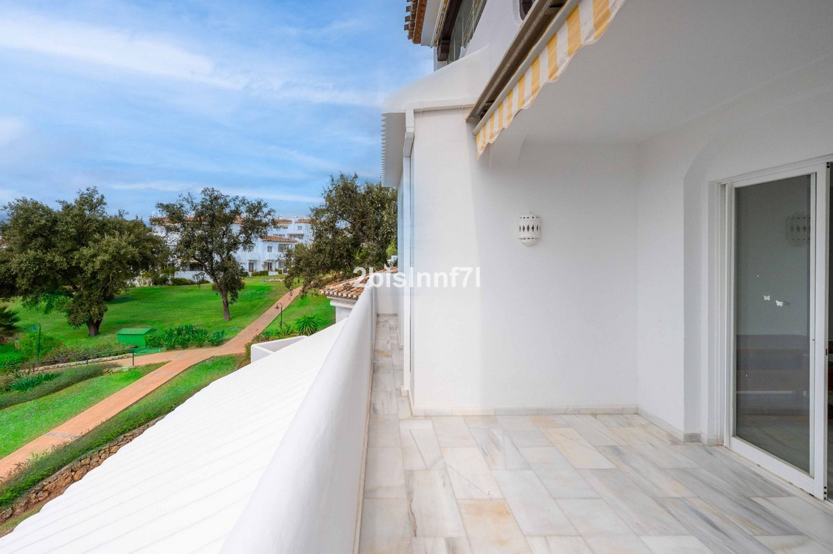 Appartement te koop in Elviria | 2 slaapkamers H5216662