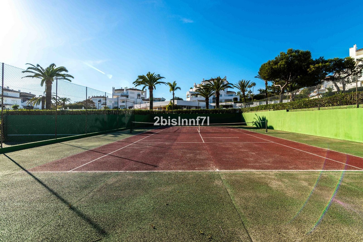 Appartement te koop in Elviria | 2 slaapkamers H5216662