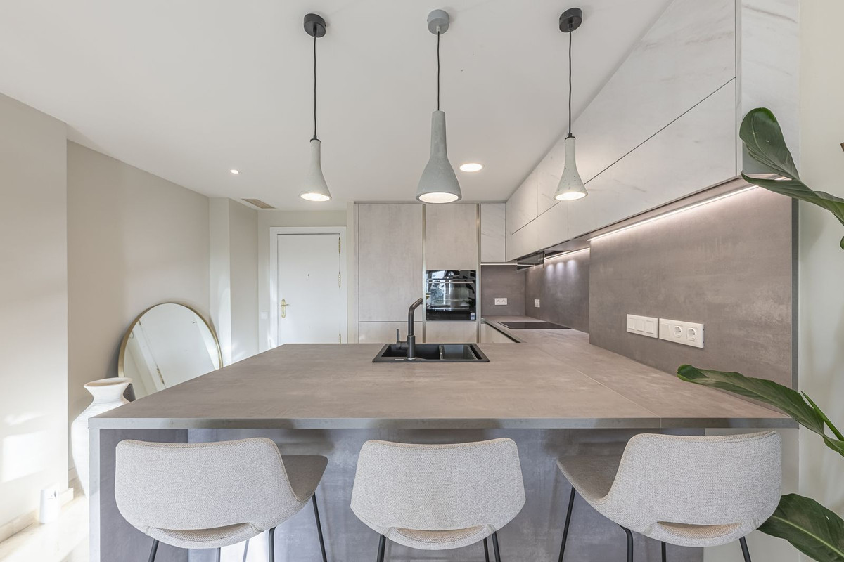 Appartement te koop in Elviria | 2 slaapkamers H5233441