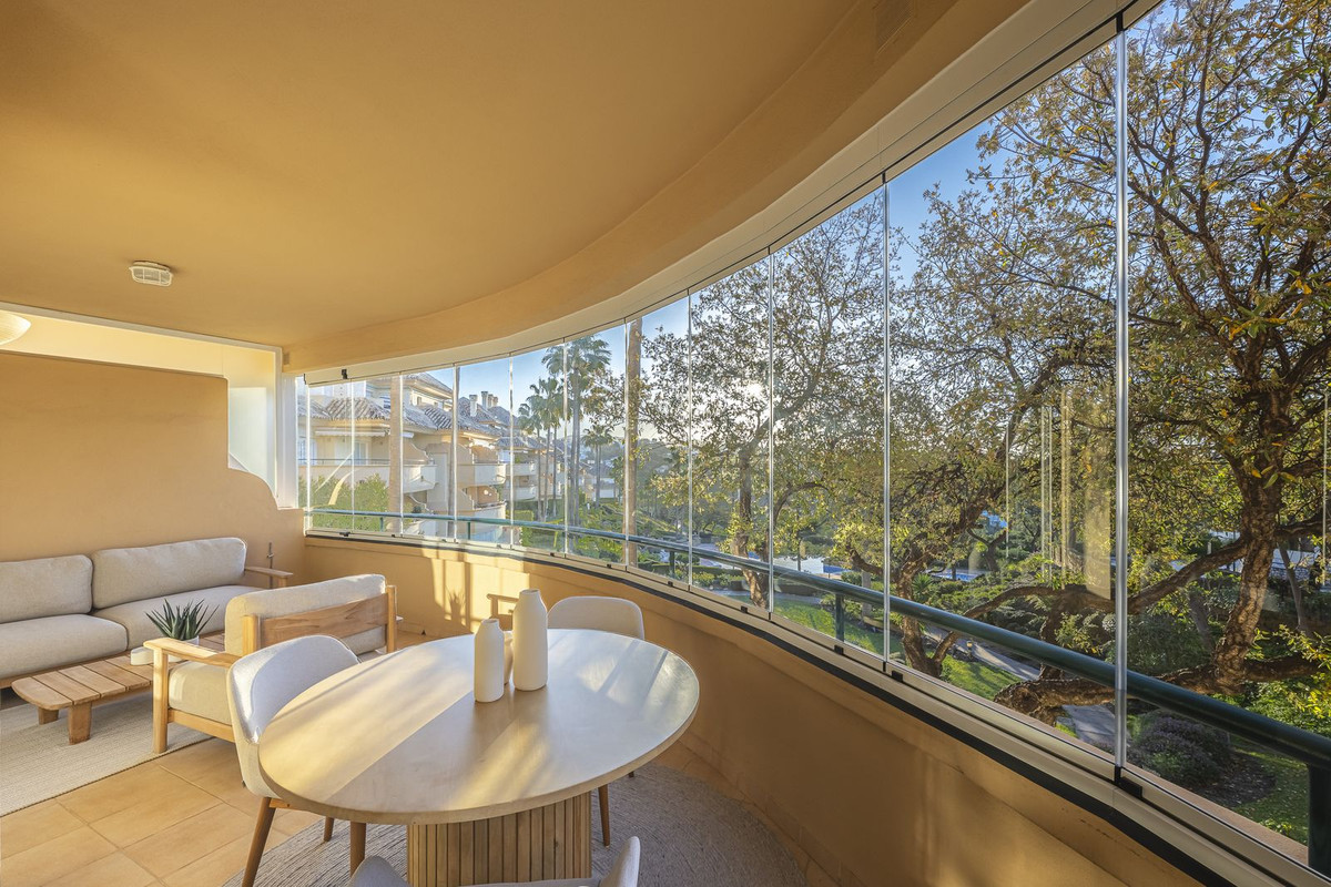 Appartement te koop in Elviria | 2 slaapkamers H5233441