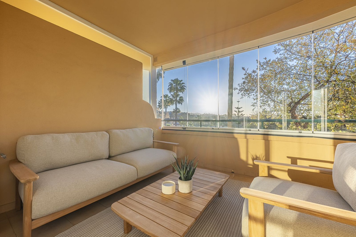 Appartement te koop in Elviria | 2 slaapkamers H5233441