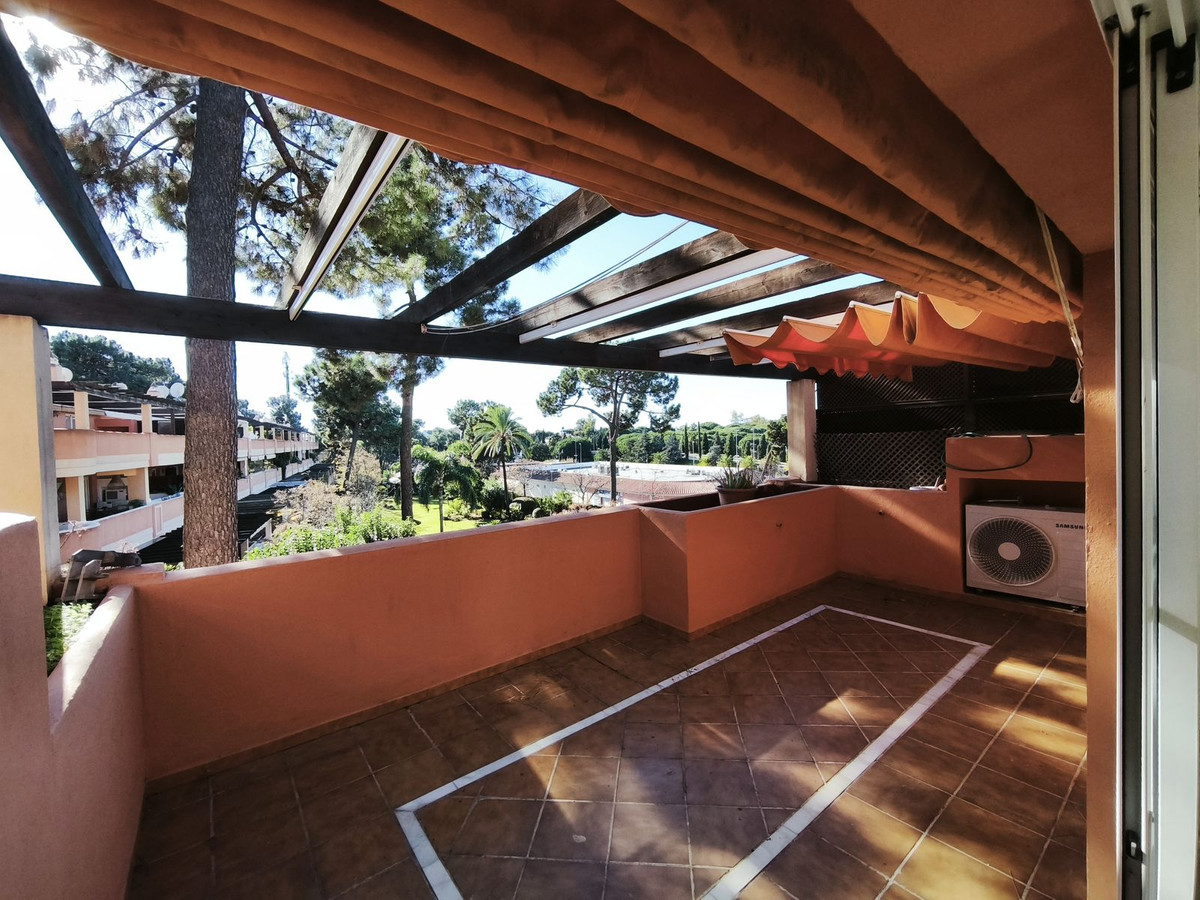 Appartement te koop in Elviria | 2 slaapkamers H5249299