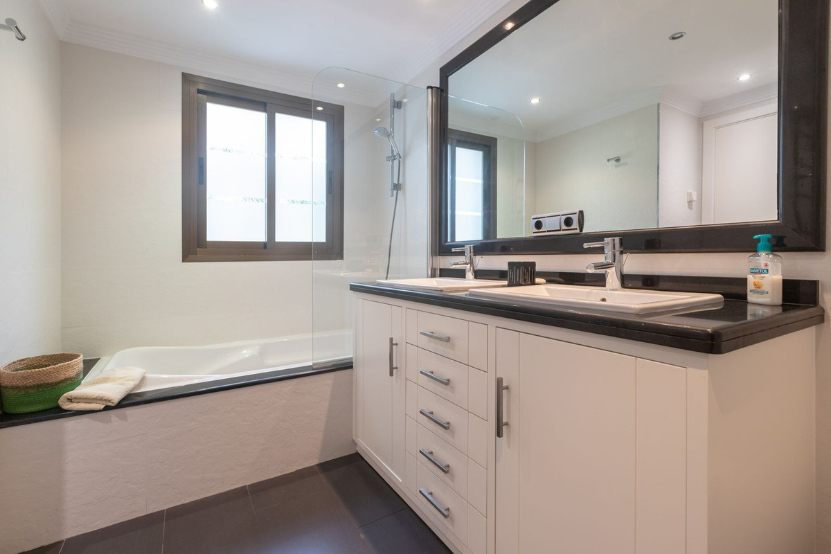 Penthouse Duplex te koop in Elviria | 3 slaapkamers H5249971