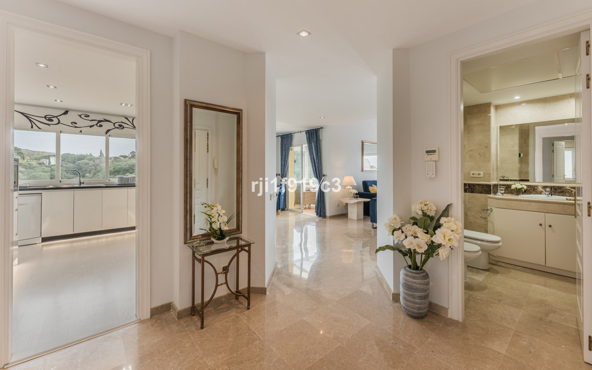 Appartement te koop in Elviria | 2 slaapkamers H5264494