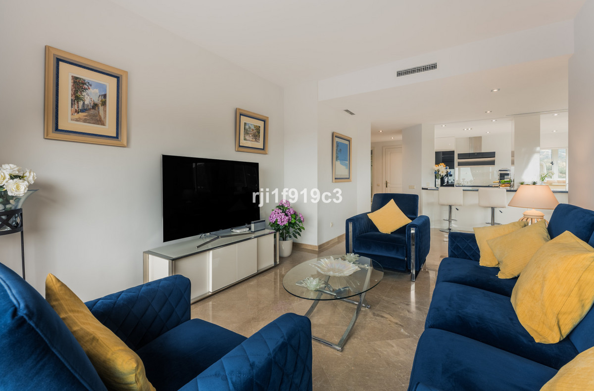 Appartement te koop in Elviria | 2 slaapkamers H5264494