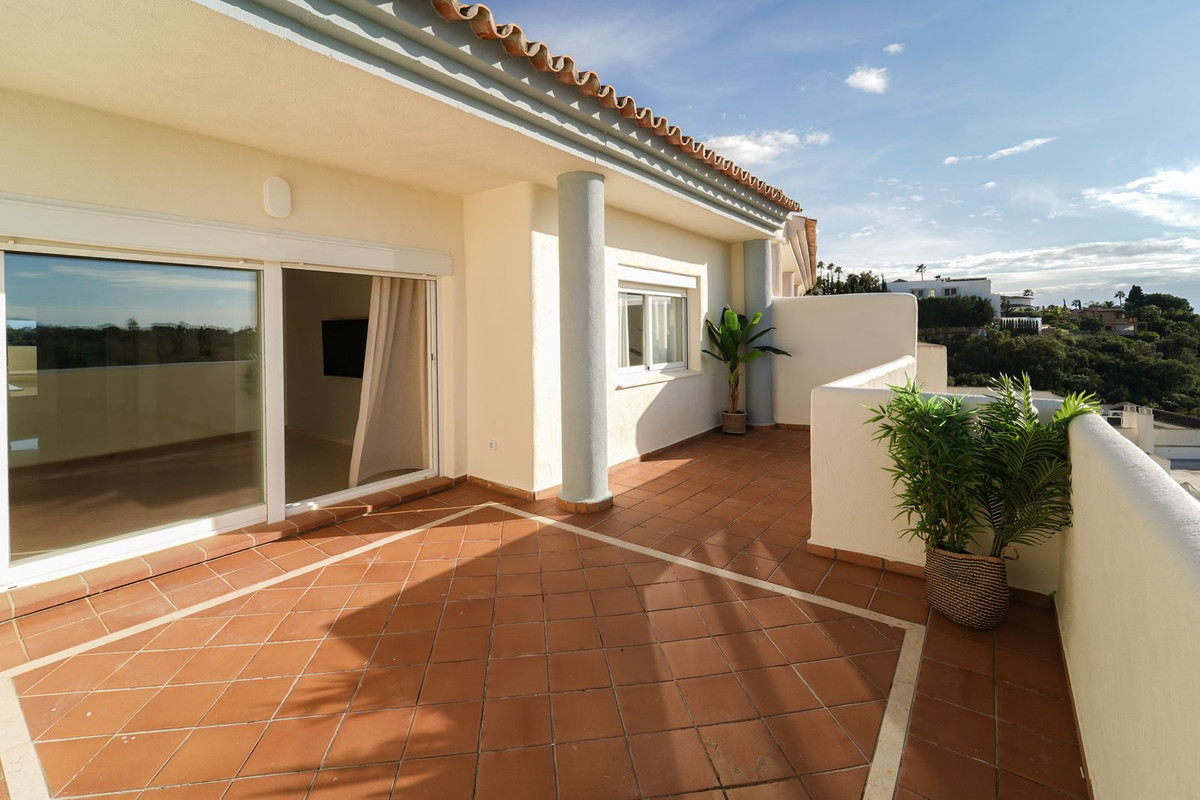Penthouse te koop in Elviria | 2 slaapkamers H5264863