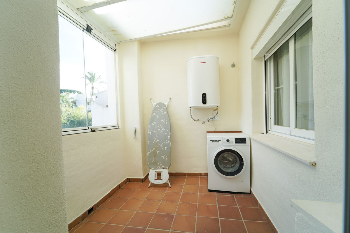 Penthouse te koop in Elviria | 2 slaapkamers H5264863