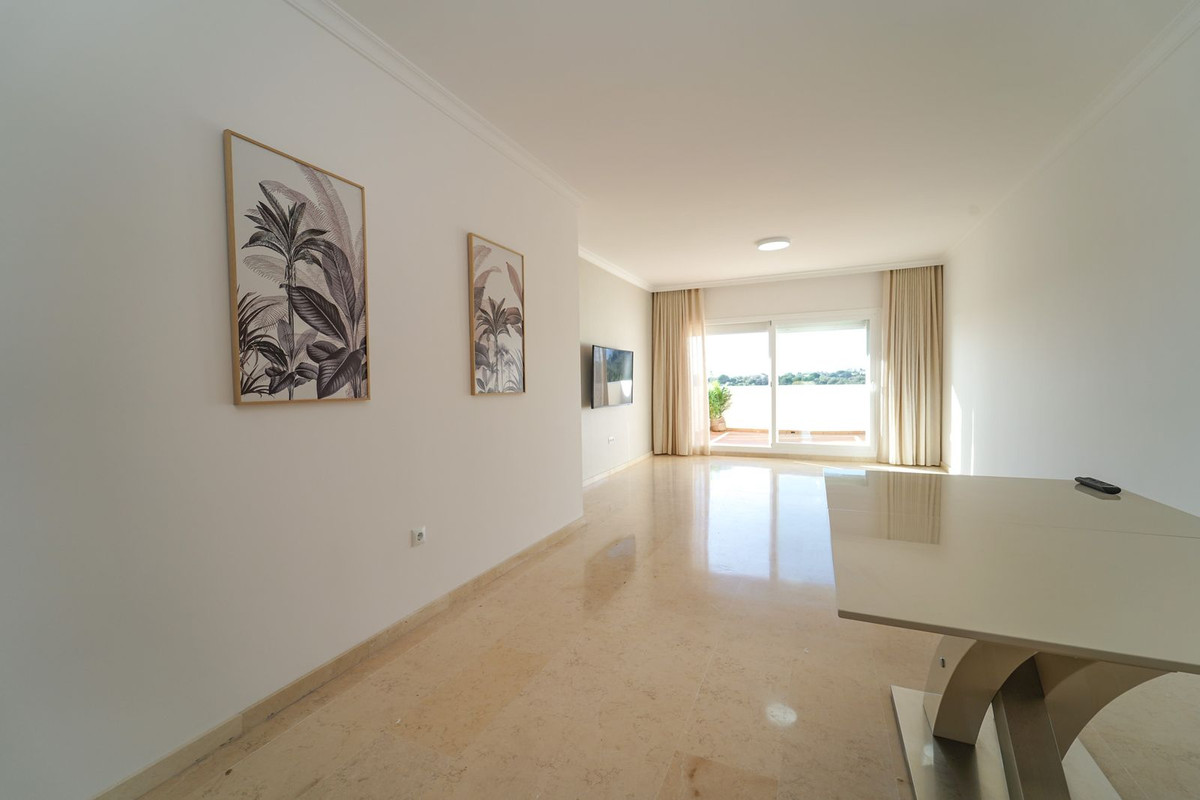 Penthouse te koop in Elviria | 2 slaapkamers H5264863