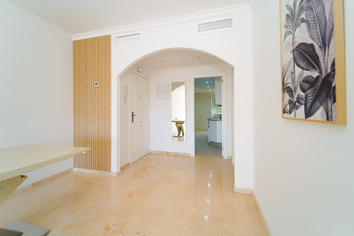Penthouse te koop in Elviria | 2 slaapkamers H5264863