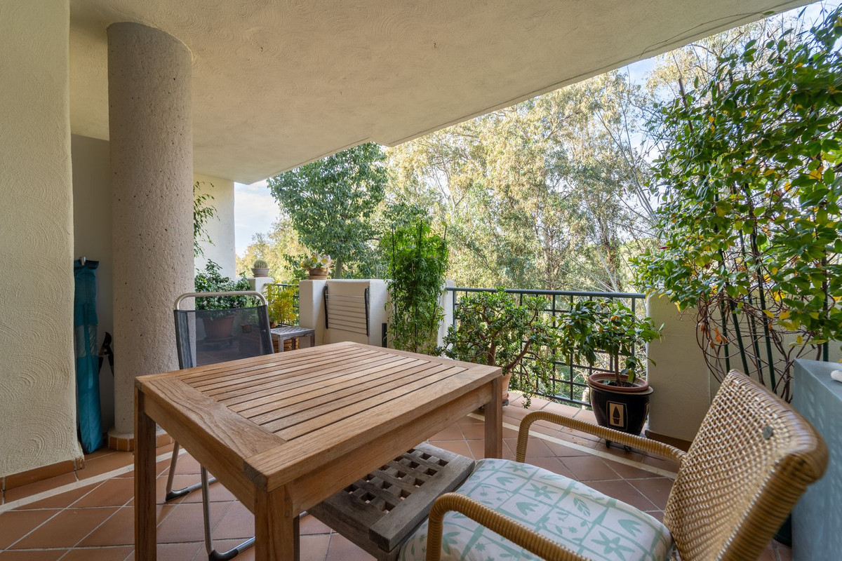 Appartement te koop in Elviria | 2 slaapkamers H5274025