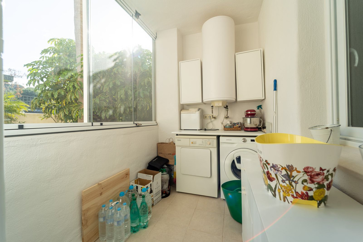 Appartement te koop in Elviria | 2 slaapkamers H5274025