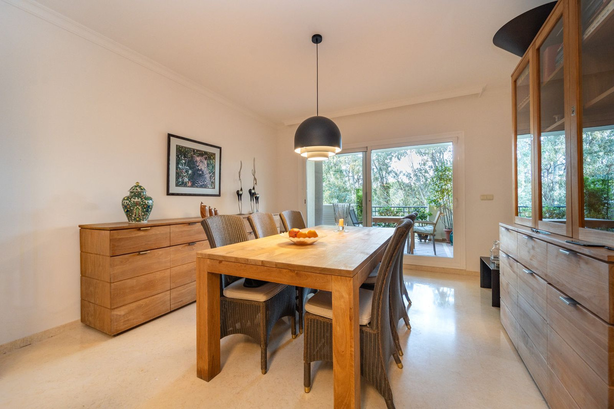 Appartement te koop in Elviria | 2 slaapkamers H5274025