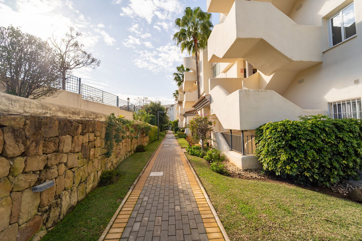 Appartement te koop in Elviria | 2 slaapkamers H5274025