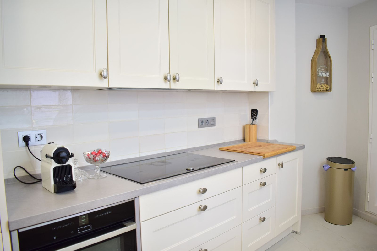 Appartement te koop in Elviria | 2 slaapkamers H5286139