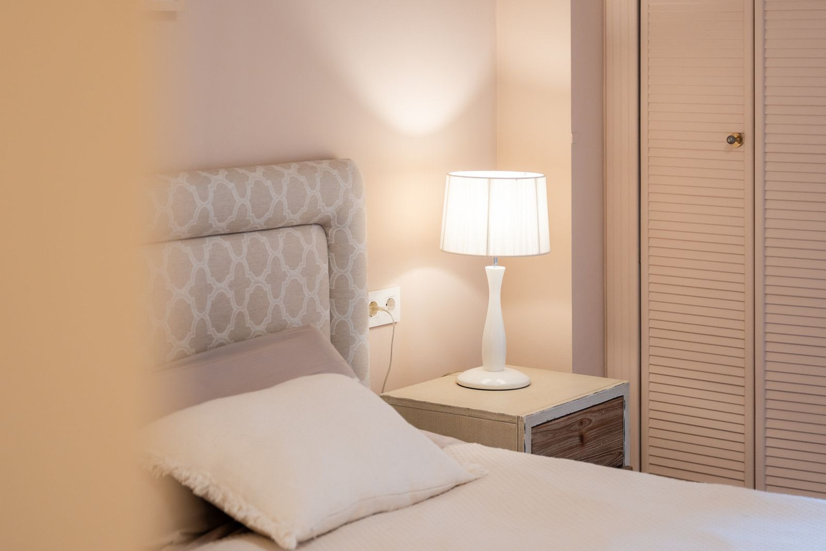 Appartement te koop in Elviria | 2 slaapkamers H5286139