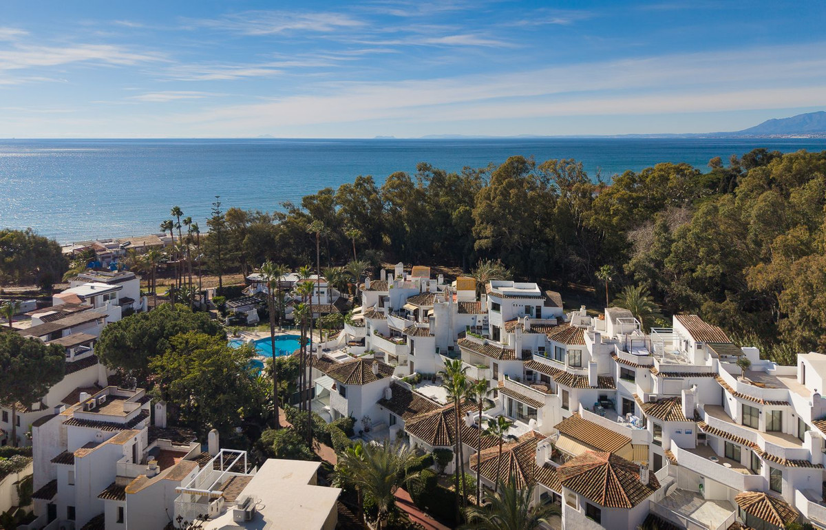 Appartement te koop in Elviria | 4 slaapkamers H5293117