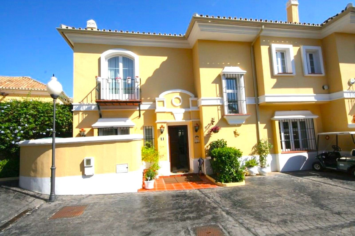 Huis te koop in Elviria | 3 slaapkamers H5299516