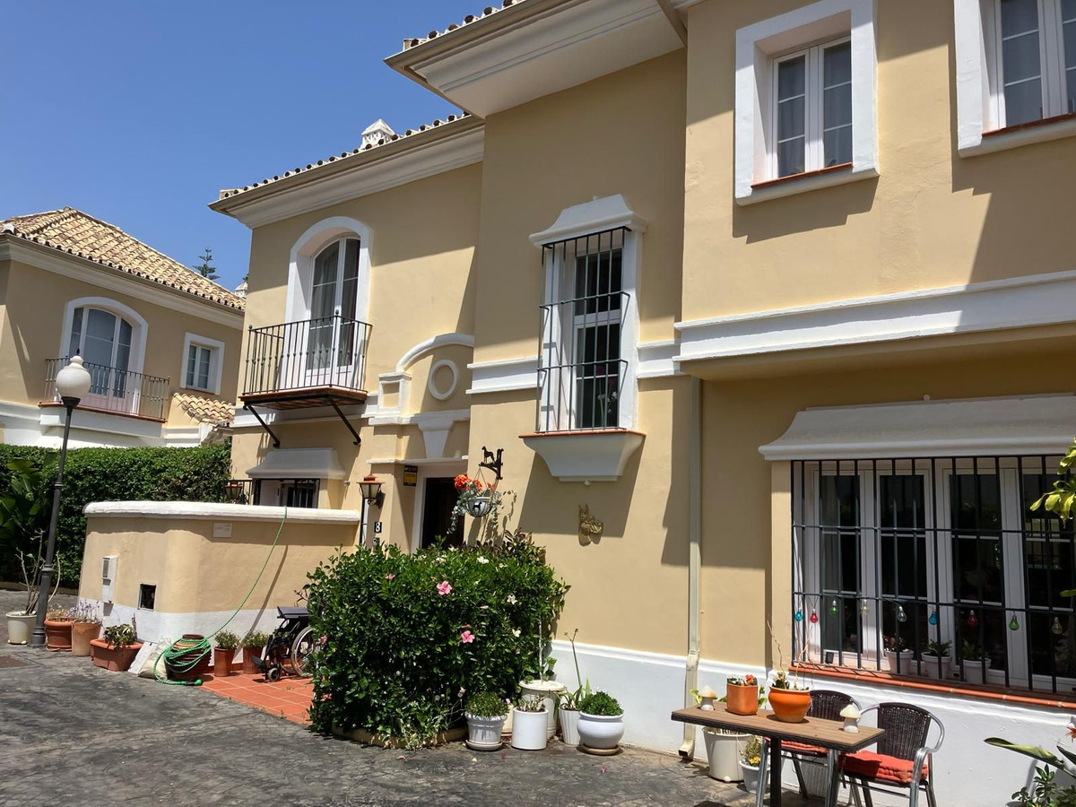 Huis te koop in Elviria | 3 slaapkamers H5299516