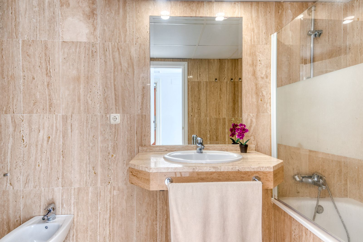 Appartement te koop in Elviria | 1 slaapkamers H5302786