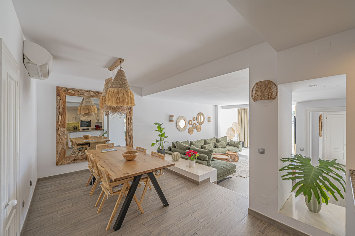 Appartement te koop in Elviria | 2 slaapkamers H5305678