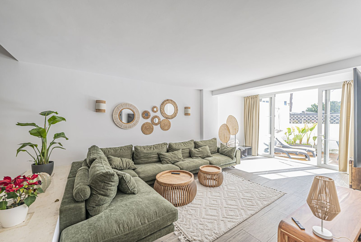 Appartement te koop in Elviria | 2 slaapkamers H5305678