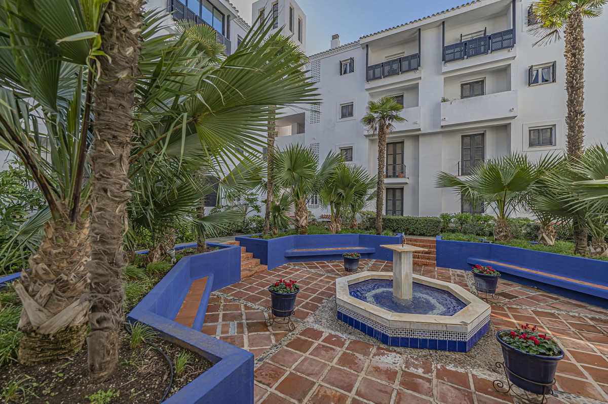 Appartement te koop in Elviria | 2 slaapkamers H5305678