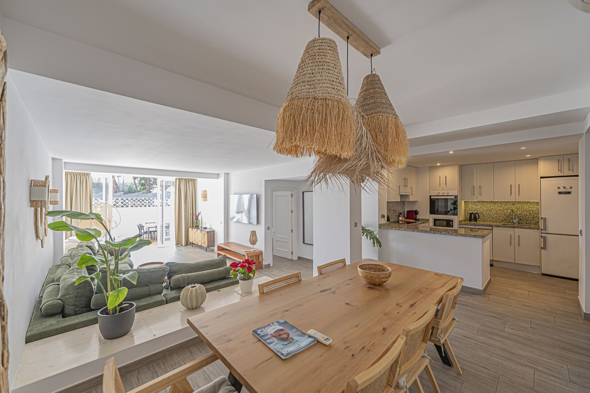 Appartement te koop in Elviria | 2 slaapkamers H5305678