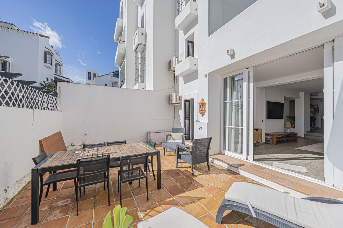 Appartement te koop in Elviria | 2 slaapkamers H5305678