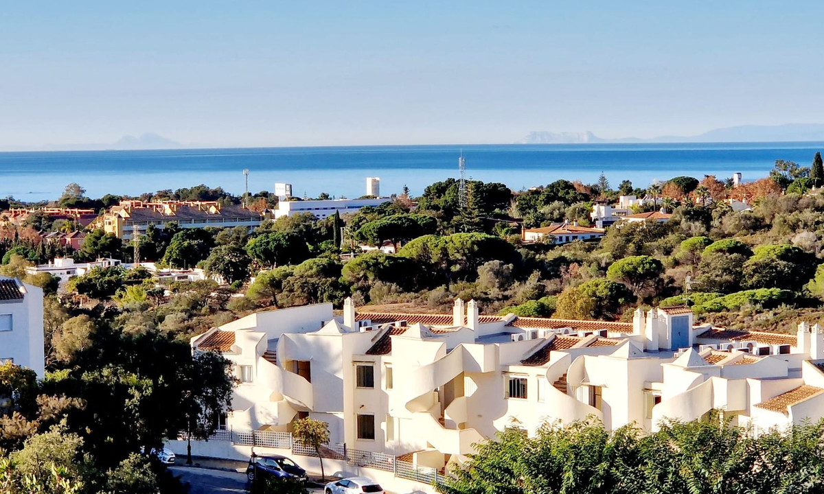 Penthouse te koop in Elviria | 2 slaapkamers H5308066