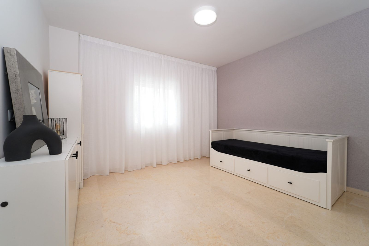 Penthouse te koop in Elviria | 2 slaapkamers H5308066