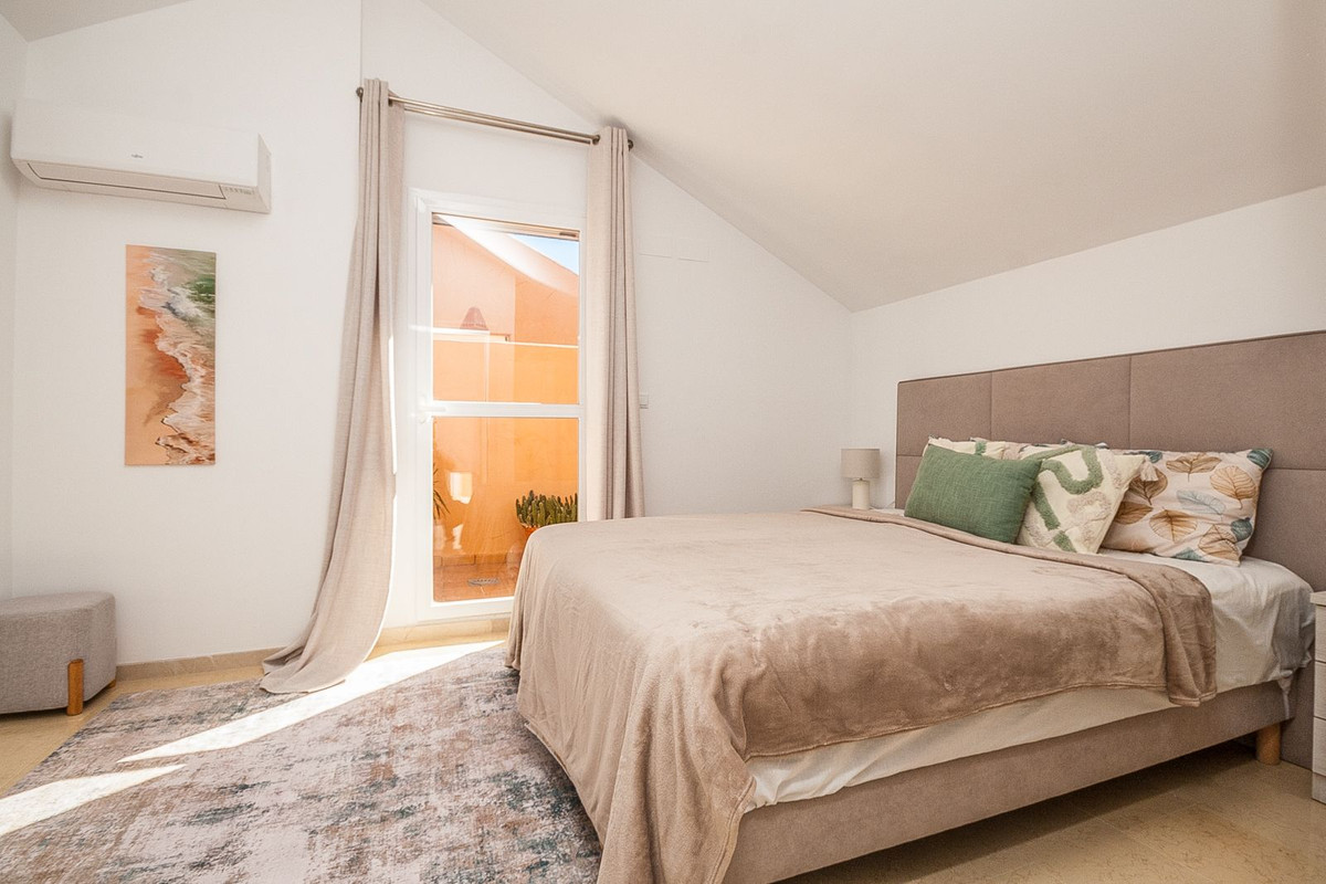 Penthouse te koop in Elviria | 2 slaapkamers H5308120