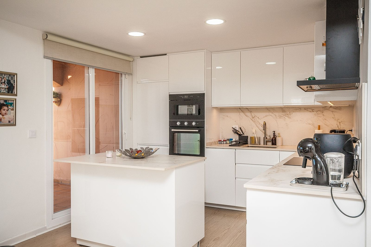 Penthouse te koop in Elviria | 2 slaapkamers H5308147