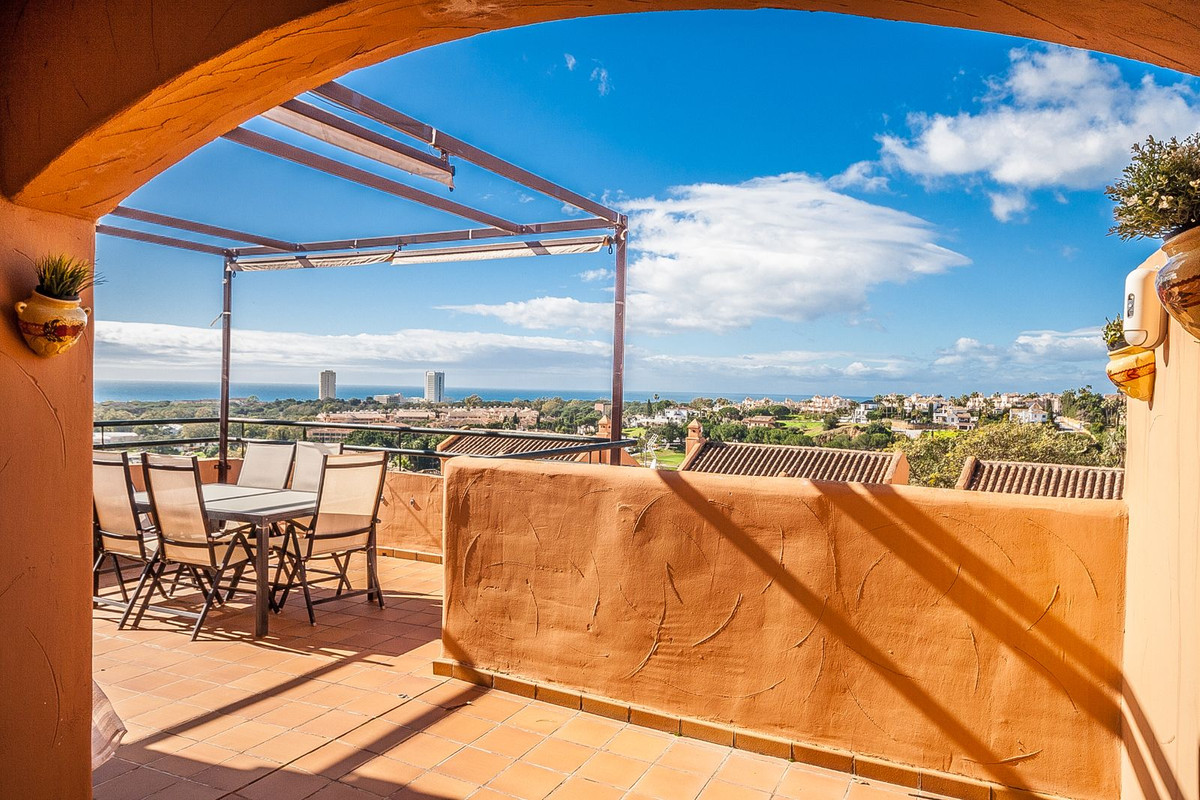 Penthouse te koop in Elviria | 2 slaapkamers H5308147