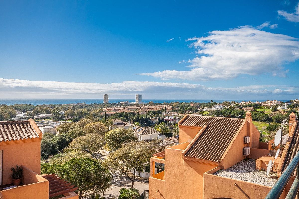 Penthouse te koop in Elviria | 2 slaapkamers H5308147