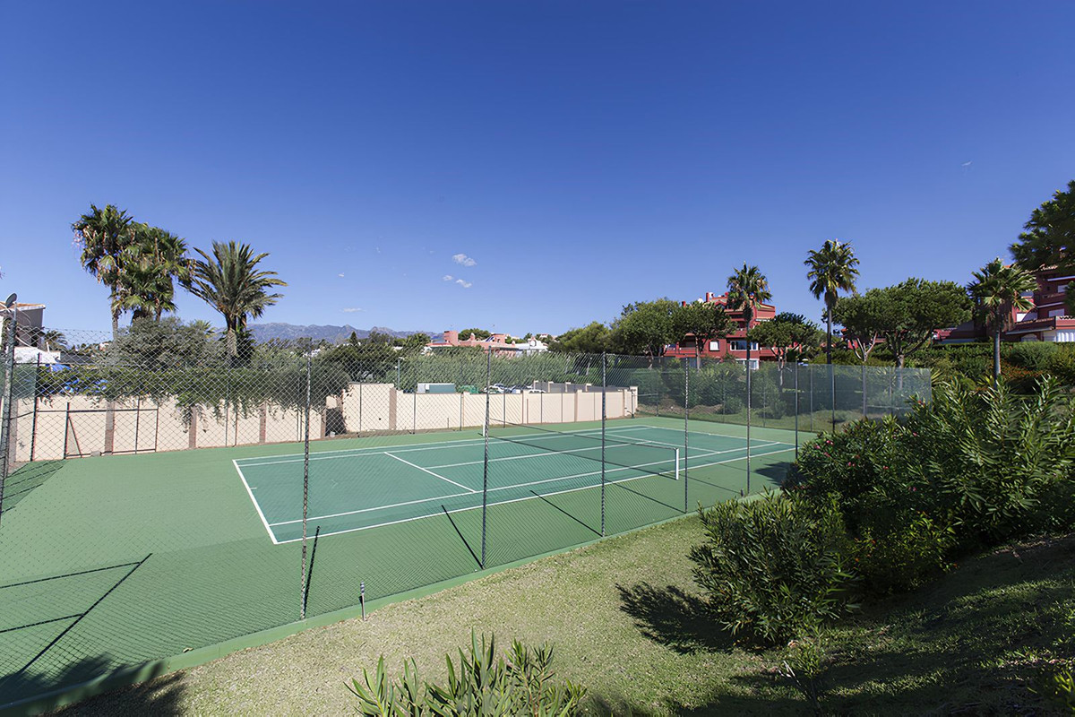 Appartement te koop in Elviria | 2 slaapkamers H5314867