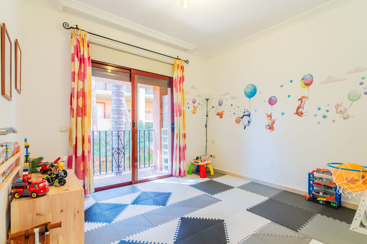 Appartement te koop in Elviria | 3 slaapkamers H5315203