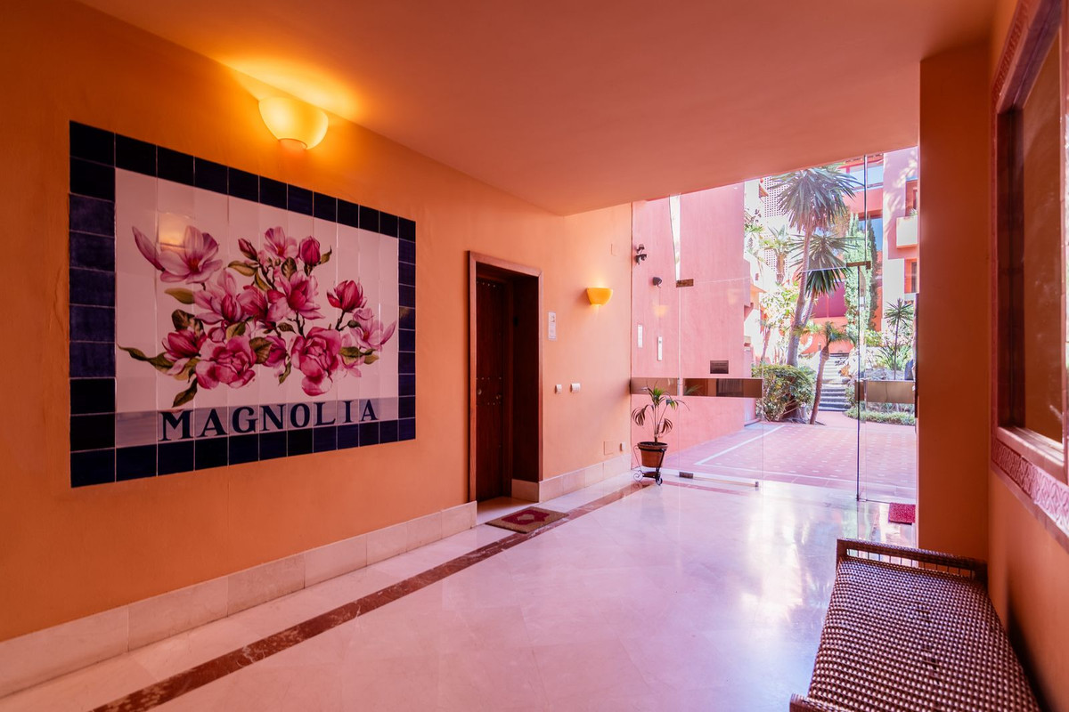 Appartement te koop in Elviria | 3 slaapkamers H5315203