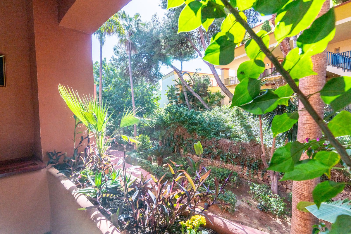 Appartement te koop in Elviria | 3 slaapkamers H5315203