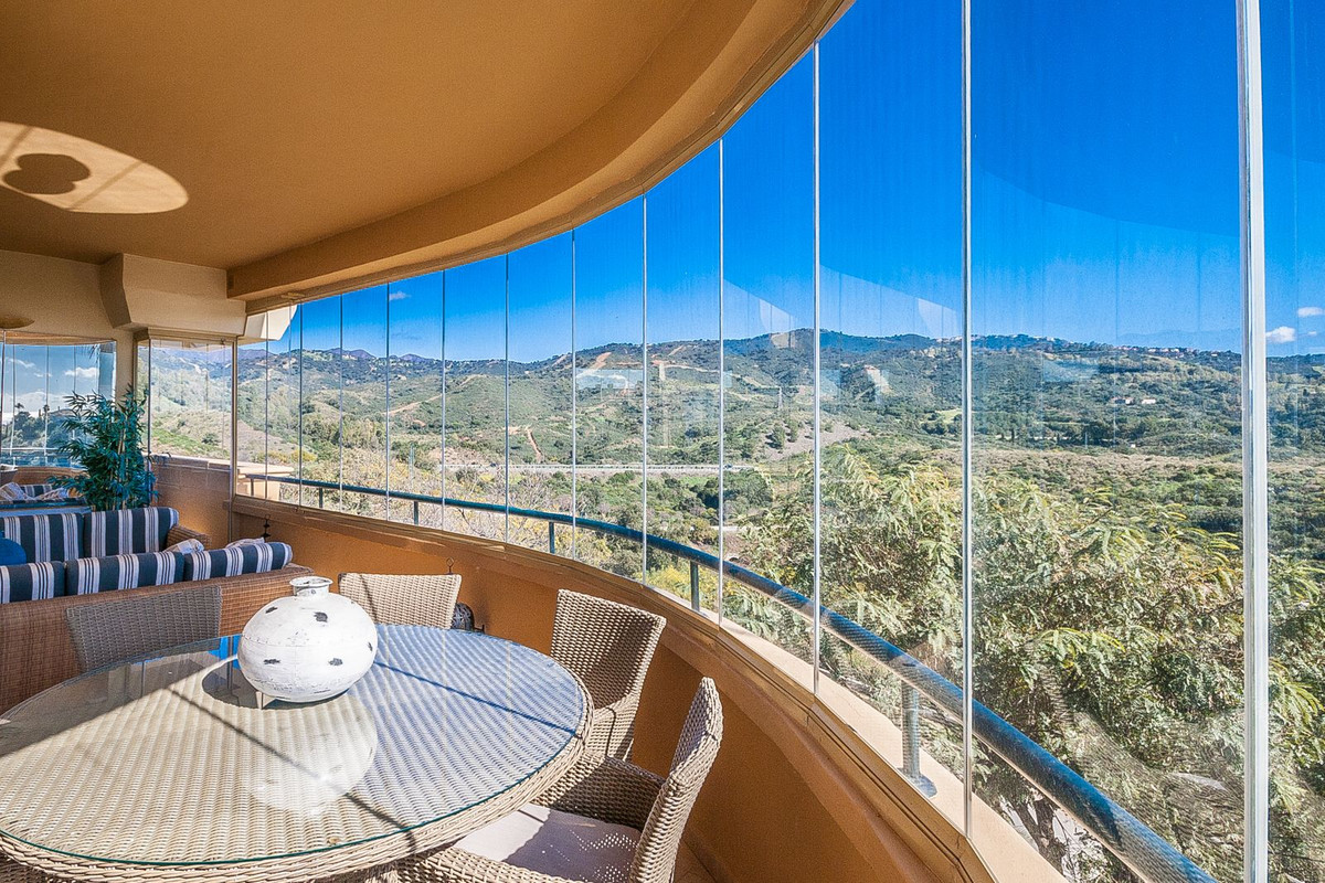 Appartement te koop in Elviria | 3 slaapkamers H5318860