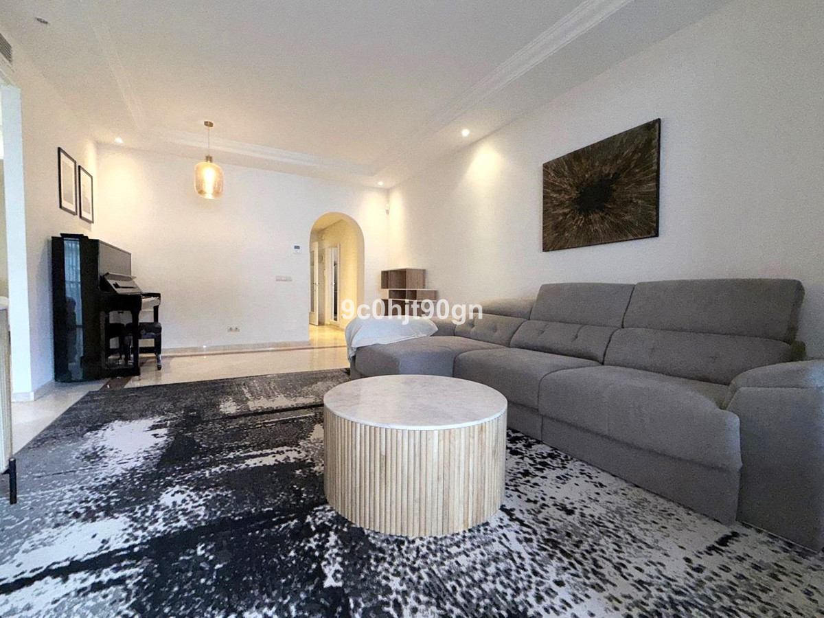 Appartement te koop in Elviria | 3 slaapkamers H5324560