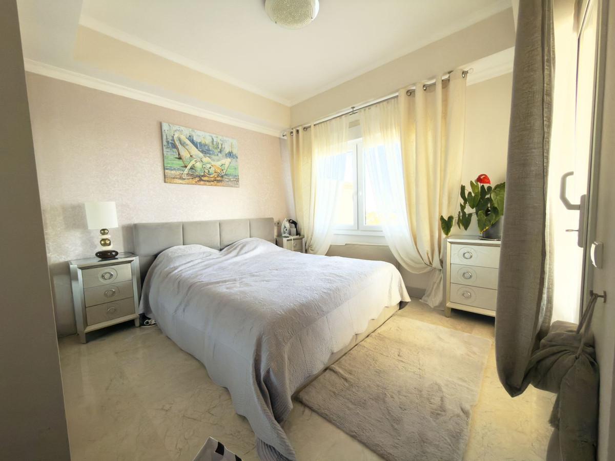 Penthouse te koop in Elviria | 3 slaapkamers H5324641