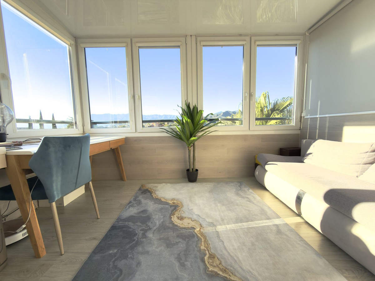 Penthouse te koop in Elviria | 3 slaapkamers H5324641