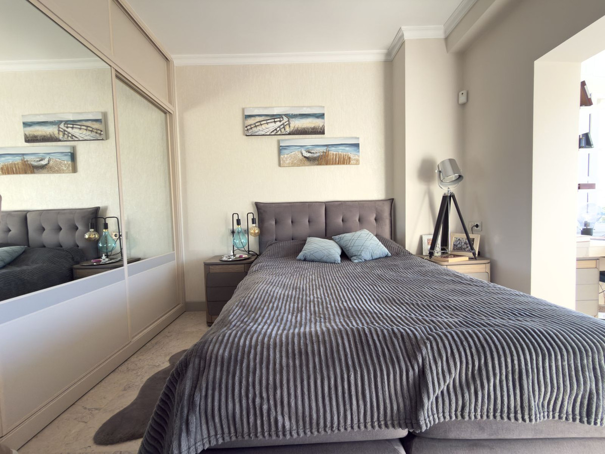 Penthouse te koop in Elviria | 3 slaapkamers H5324641