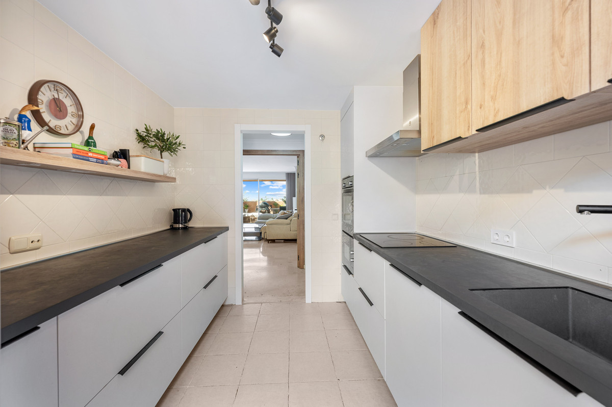 Appartement te koop in Elviria | 2 slaapkamers H5324800