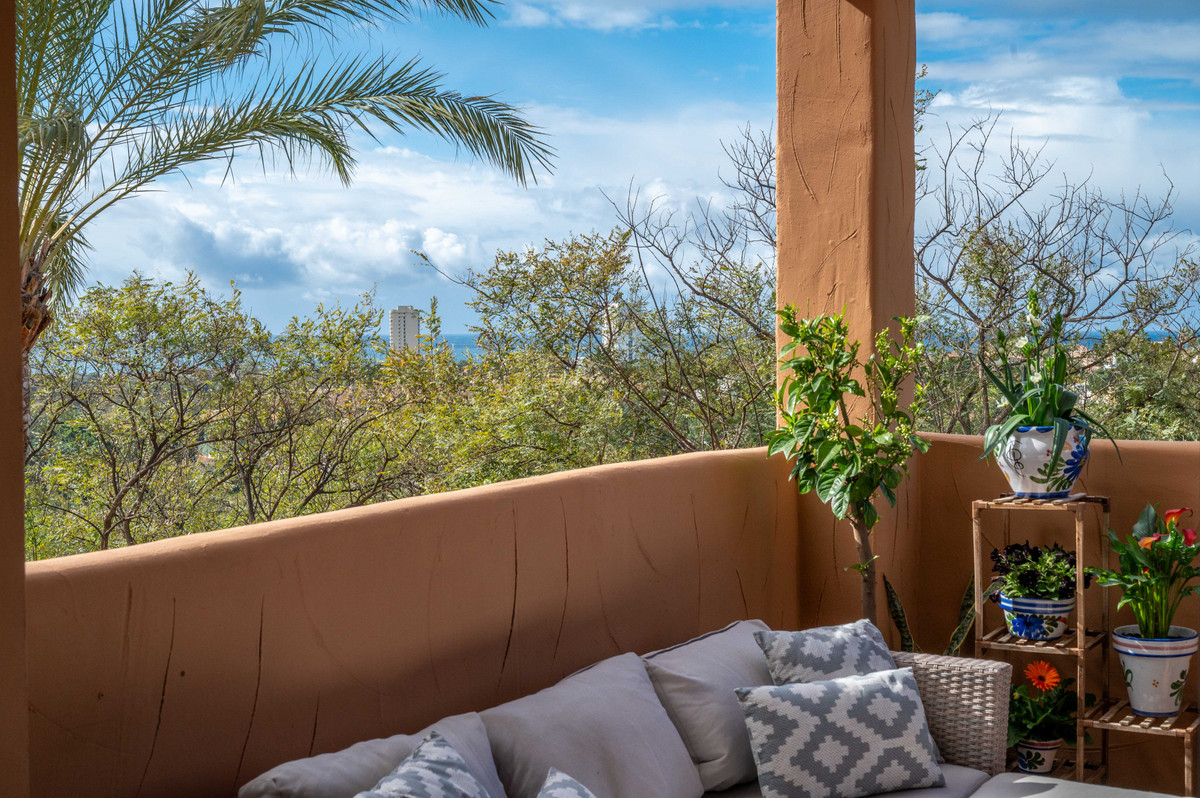 Appartement te koop in Elviria | 2 slaapkamers H5324800