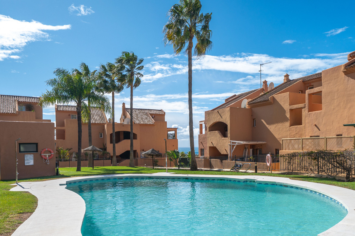 Appartement te koop in Elviria | 2 slaapkamers H5324800